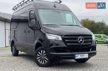 Mercedes-Benz Sprinter  2021