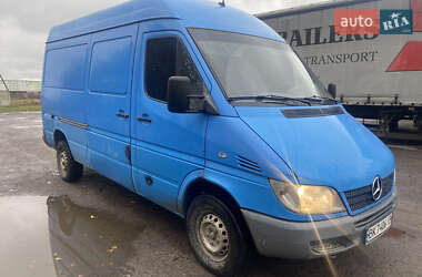 Mercedes-Benz Sprinter  2005