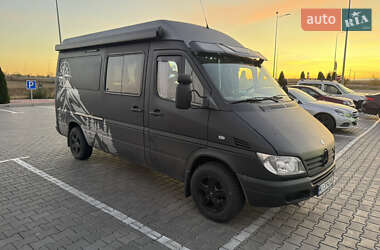 Mercedes-Benz Sprinter  2005