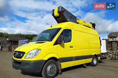 Mercedes-Benz Sprinter  2012