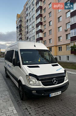 Mercedes-Benz Sprinter  2011