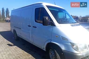 Mercedes-Benz Sprinter  2005