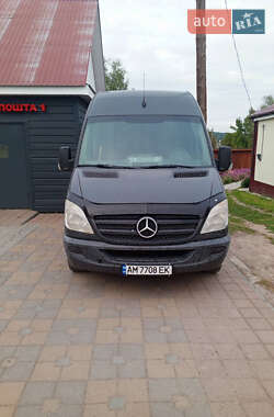 Mercedes-Benz Sprinter 2011