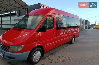 Mercedes-Benz Sprinter 2000