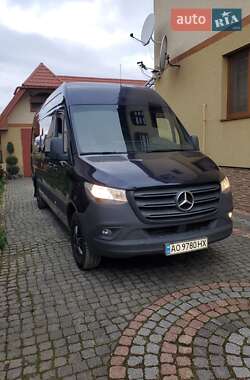 Mercedes-Benz Sprinter  2018