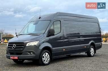 Mercedes-Benz Sprinter 2021