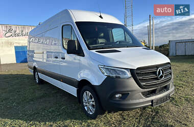 Mercedes-Benz Sprinter 2021