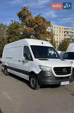 Mercedes-Benz Sprinter  2021