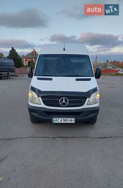 Mercedes-Benz Sprinter  2011