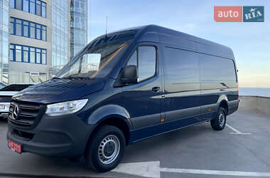 Mercedes-Benz Sprinter  2021