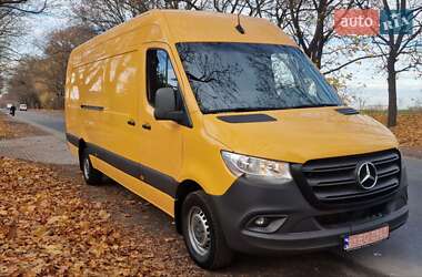 Mercedes-Benz Sprinter 2021