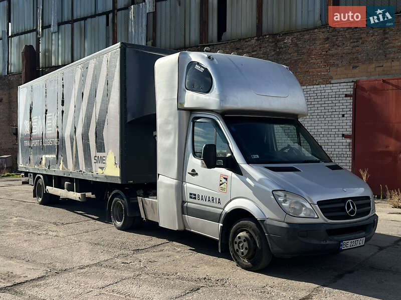 Тягач Mercedes-Benz Sprinter