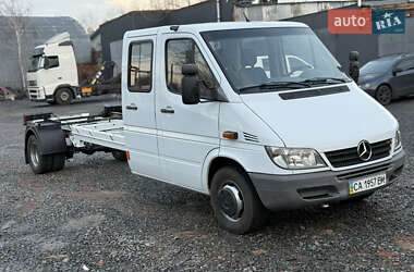 Mercedes-Benz Sprinter  2005