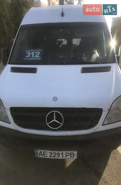 Mercedes-Benz Sprinter  2013