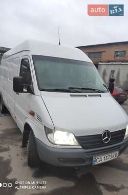 Mercedes-Benz Sprinter  2002