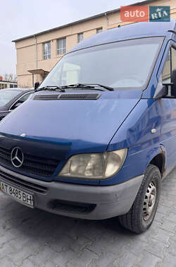 Mercedes-Benz Sprinter  2004