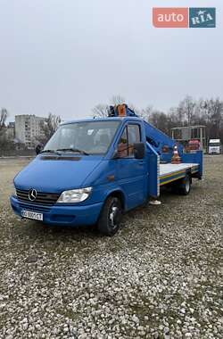 Mercedes-Benz Sprinter  2002