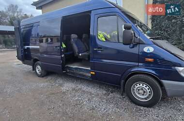 Mercedes-Benz Sprinter  2002