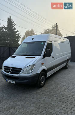 Mercedes-Benz Sprinter  2011