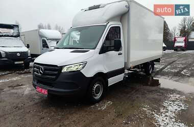 Mercedes-Benz Sprinter  2021
