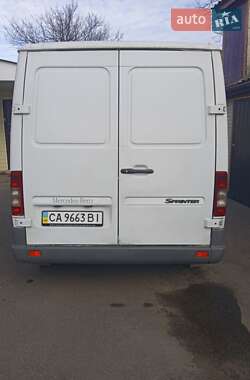 Mercedes-Benz Sprinter  2005