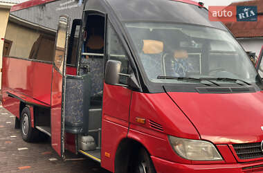 Mercedes-Benz Sprinter  2004