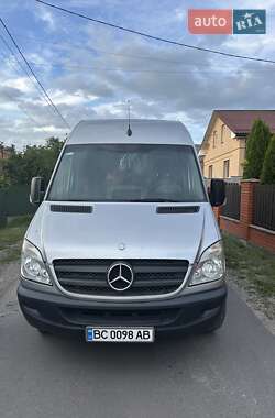 Mercedes-Benz Sprinter 2011