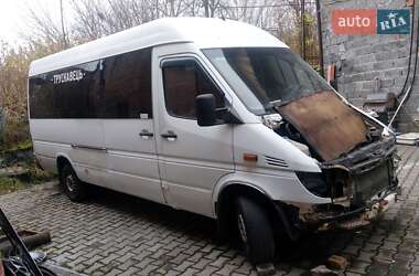 Mercedes-Benz Sprinter  2005