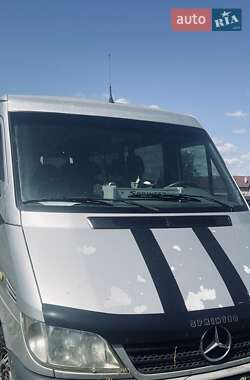 Mercedes-Benz Sprinter  2004