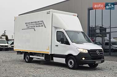 Mercedes-Benz Sprinter  2021