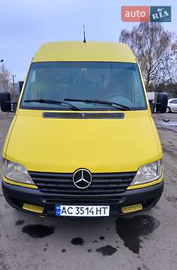 Mercedes-Benz Sprinter 2004