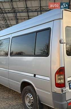 Mercedes-Benz Sprinter  2004