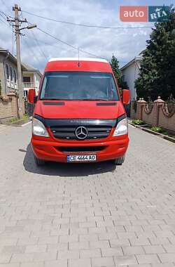 Mercedes-Benz Sprinter  2012