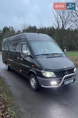 Mercedes-Benz Sprinter 2004