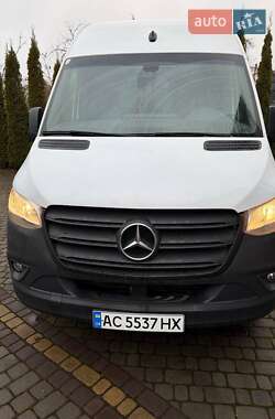 Mercedes-Benz Sprinter  2019