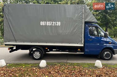 Mercedes-Benz Sprinter  2005