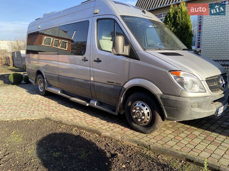 Легковые Mercedes-Benz Sprinter