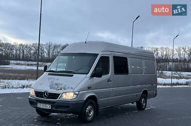 Mercedes-Benz Sprinter  2004
