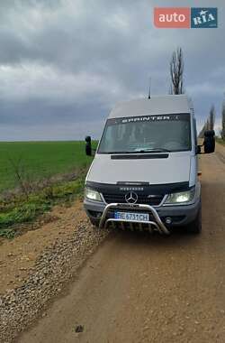 Mercedes-Benz Sprinter  2004