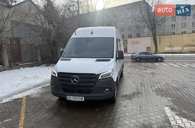 Mercedes-Benz Sprinter  2021