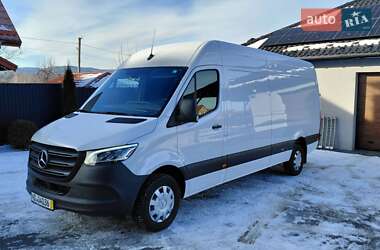 Mercedes-Benz Sprinter  2021