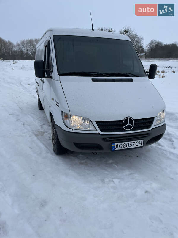 Микроавтобус грузовой (до 3,5т) Mercedes-Benz Sprinter