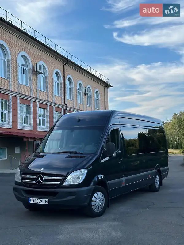Mercedes-Benz Sprinter 2012