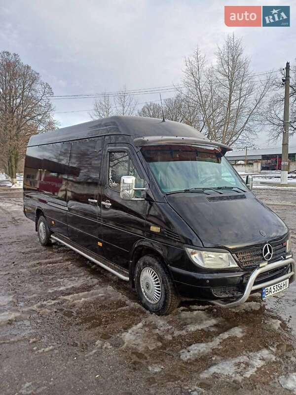 Туристический / Междугородний автобус Mercedes-Benz Sprinter