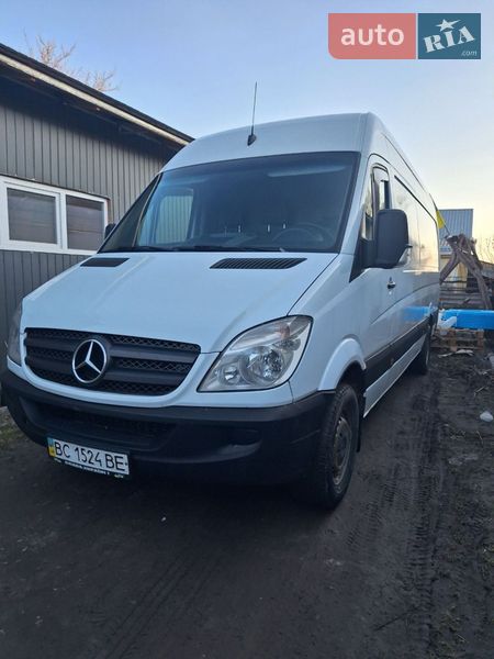 Мікроавтобус вантажний (до 3,5т) Mercedes-Benz Sprinter