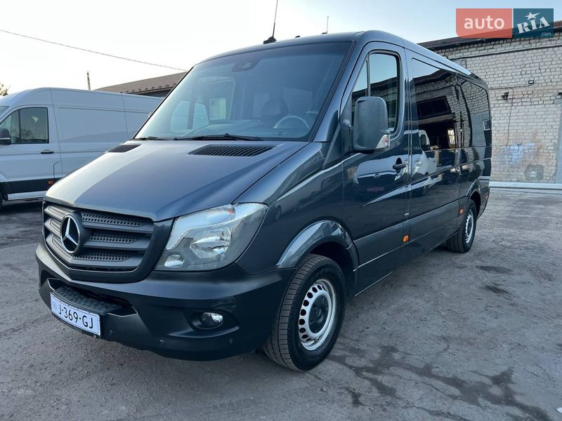 Універсал Mercedes-Benz Sprinter