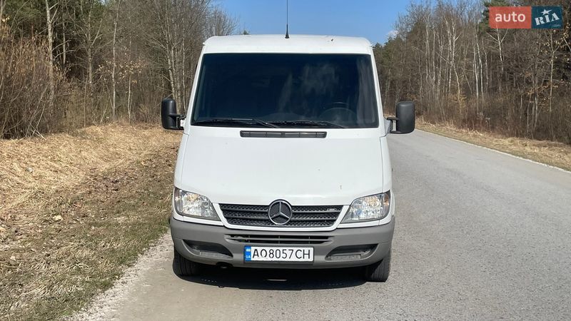 Микроавтобус грузовой (до 3,5т) Mercedes-Benz Sprinter