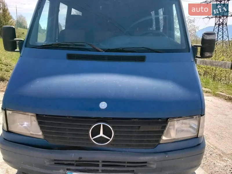 Mercedes-Benz Sprinter