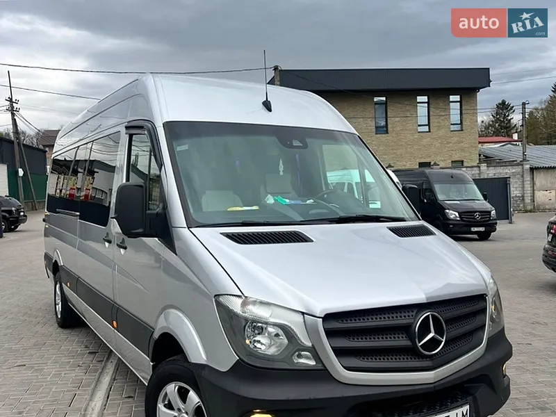 Mercedes-Benz Sprinter