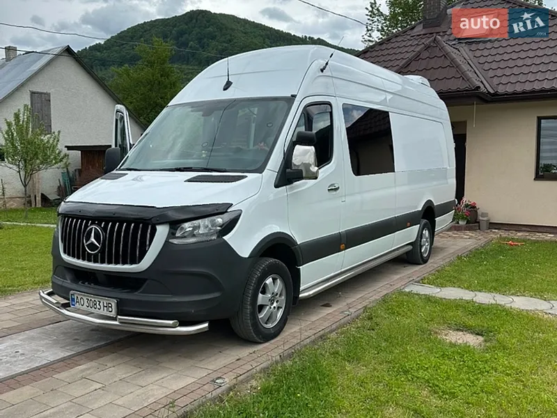 Mercedes-Benz Sprinter